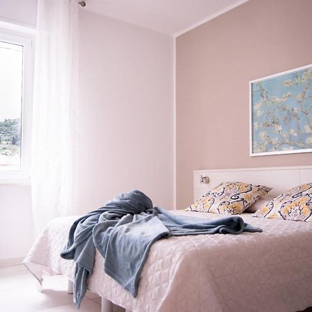 Appartamento Iris Garda  Buitenkant foto