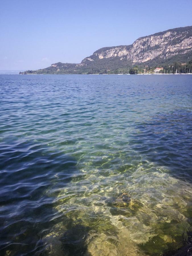 Appartamento Iris Garda  Buitenkant foto
